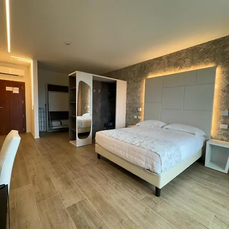 Franz Hotel 3*